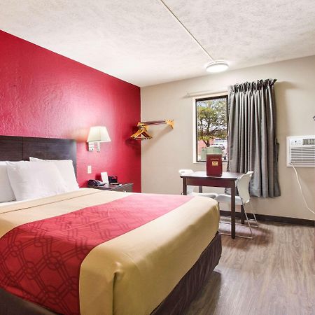 Red Lion Inn & Suites Olathe Kansas City Exteriör bild