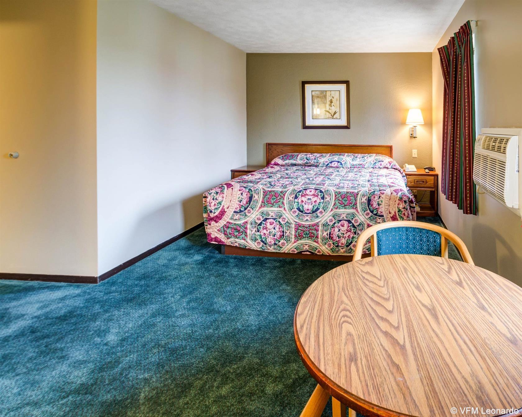 Red Lion Inn & Suites Olathe Kansas City Exteriör bild