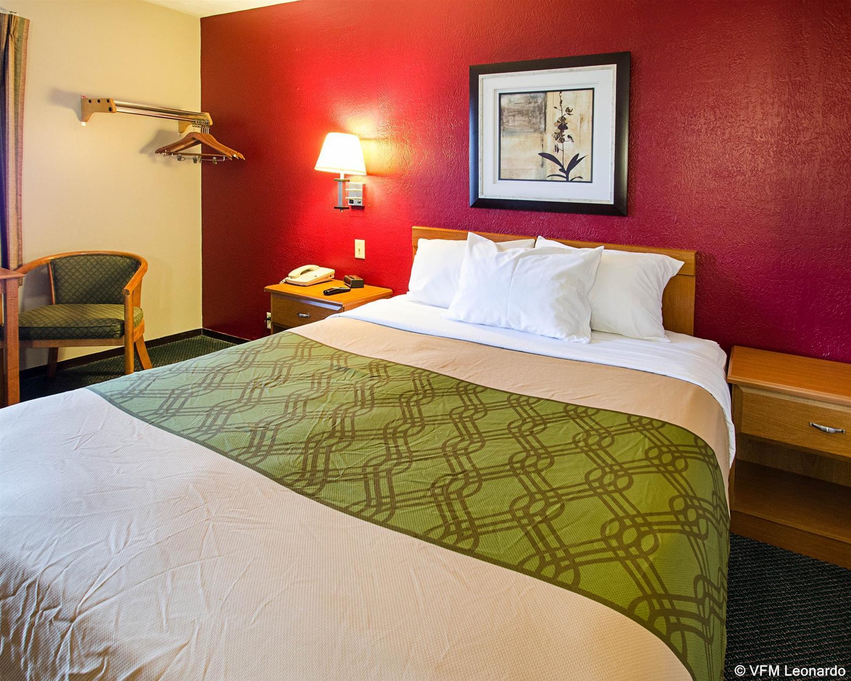 Red Lion Inn & Suites Olathe Kansas City Exteriör bild